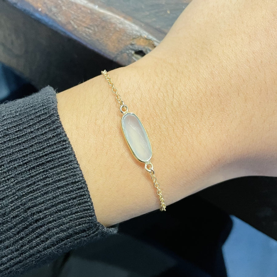 Oval Chalcedony Bezel Bracelet 8x16mm