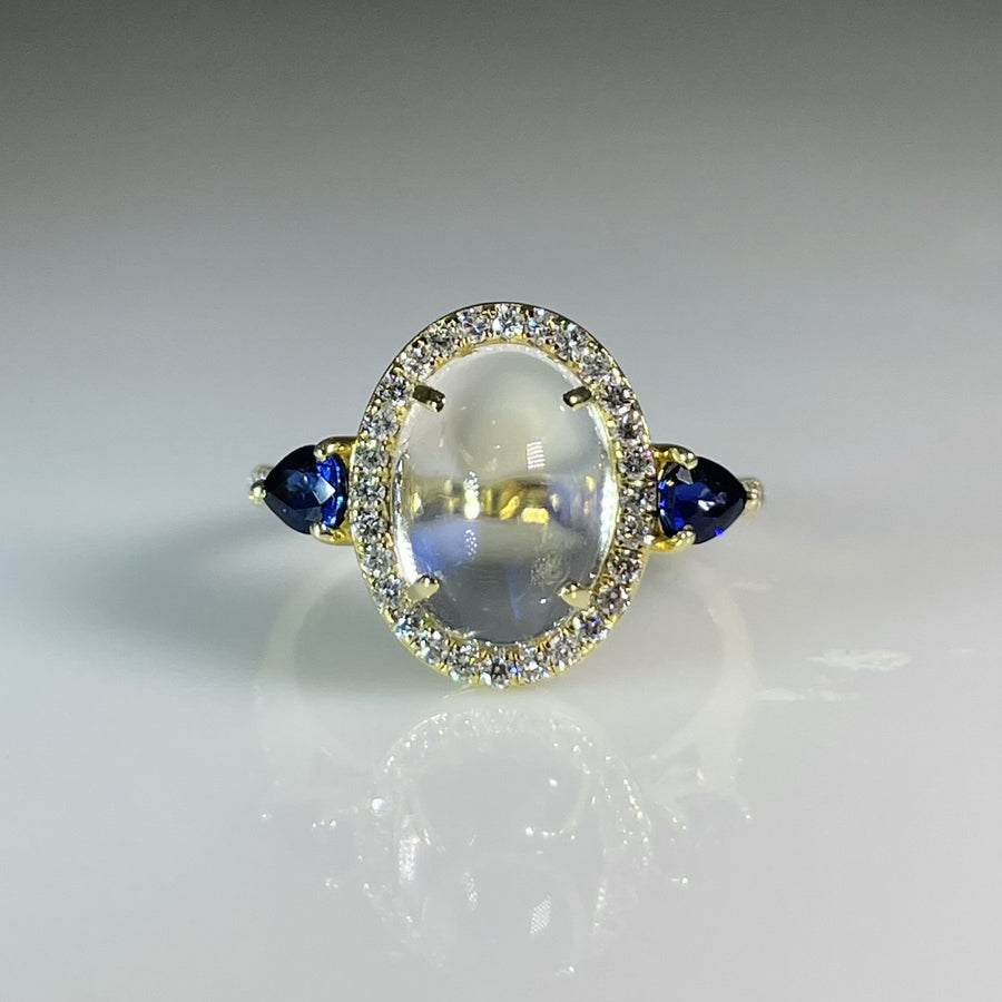 18K Yellow Gold Moonstone Sapphire and Diamond Ring 3.63/0.45/0.29ct