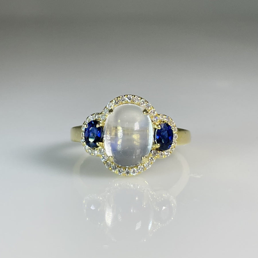 18K Yellow Gold Moonstone Sapphire and Diamond Ring 2.70/0.56/0.22ct