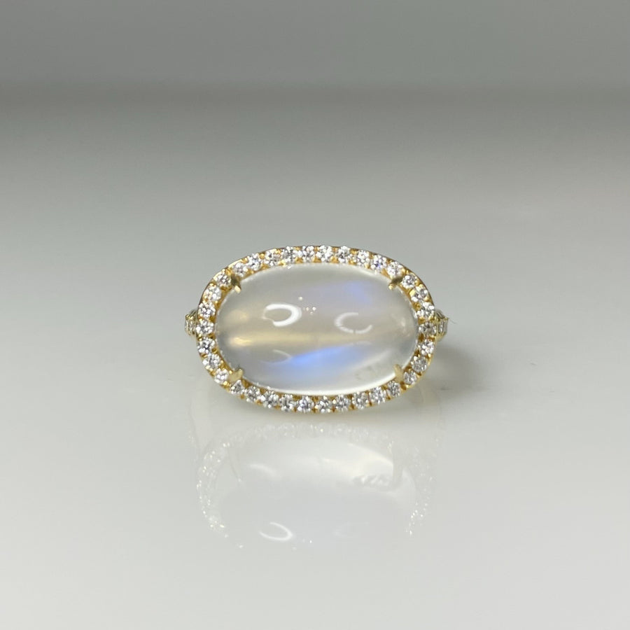 18K Yellow Gold Rainbow Moonstone Diamond Ring 5.55/0.29ct