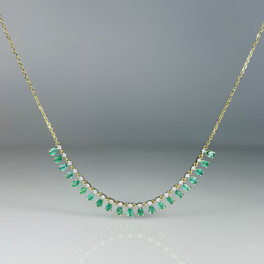 18K Yellow Gold Emerald and Diamond Necklace 1.10/0.15ct