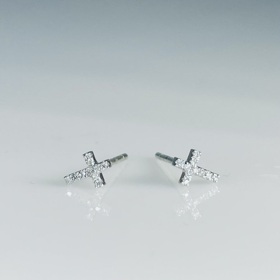 14K White Gold Diamond Cross Earrings 0.06ct