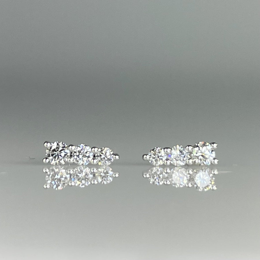 14K White Gold Diamond Bar Stud Earrings 0.11ct